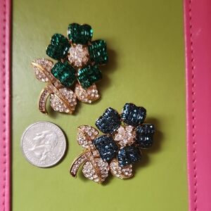 Green and Blue Floral Brooch Set
